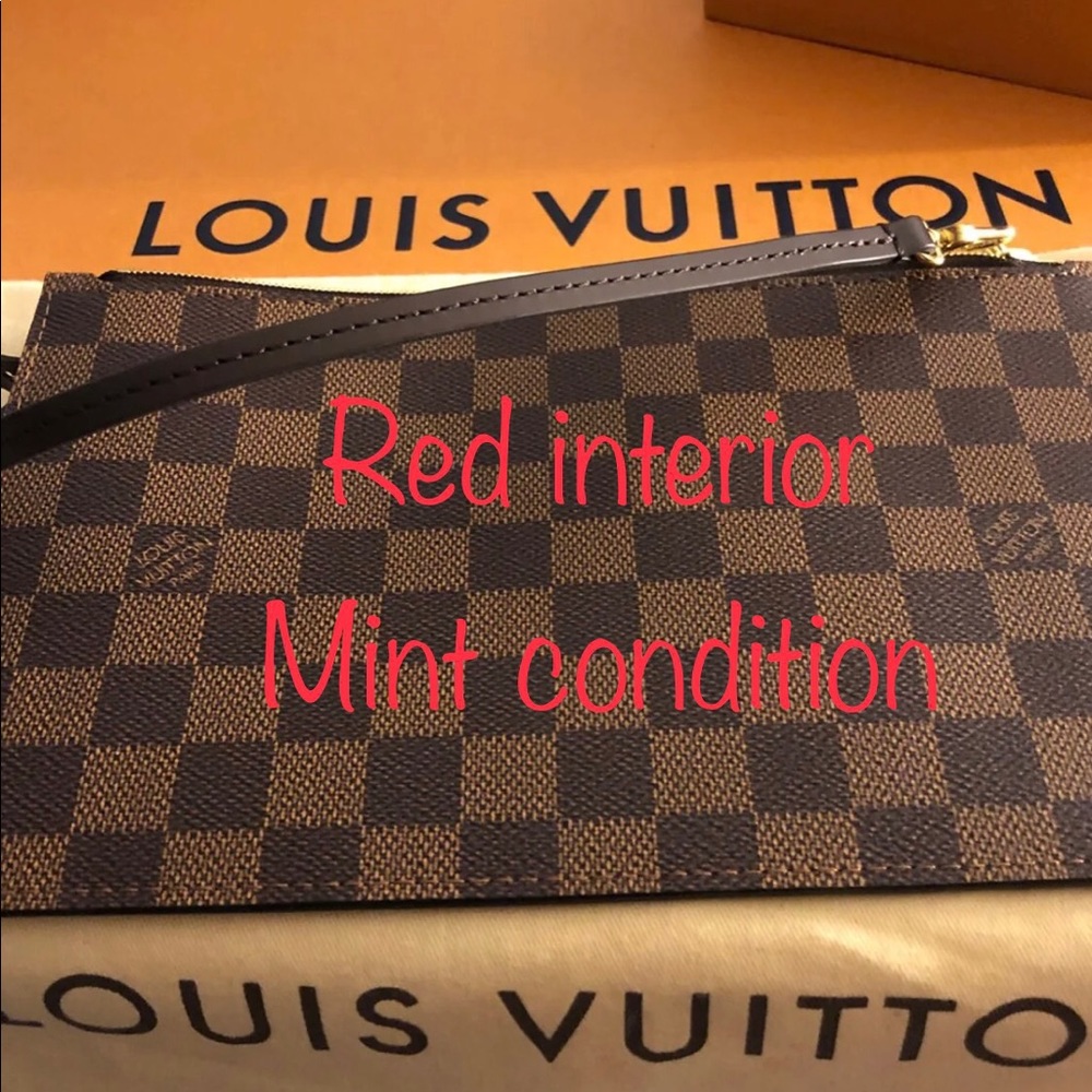 Louis Vuitton damier pochette GM